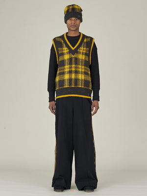 LYLE & SCOTT X NICHOLAS DALEY - KNITTED TARTAN VEST