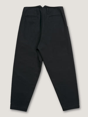 PLEATED TROUSER - BLACK