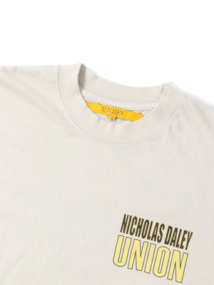 UNION X NICHOLAS DALEY TEE - CEMENT